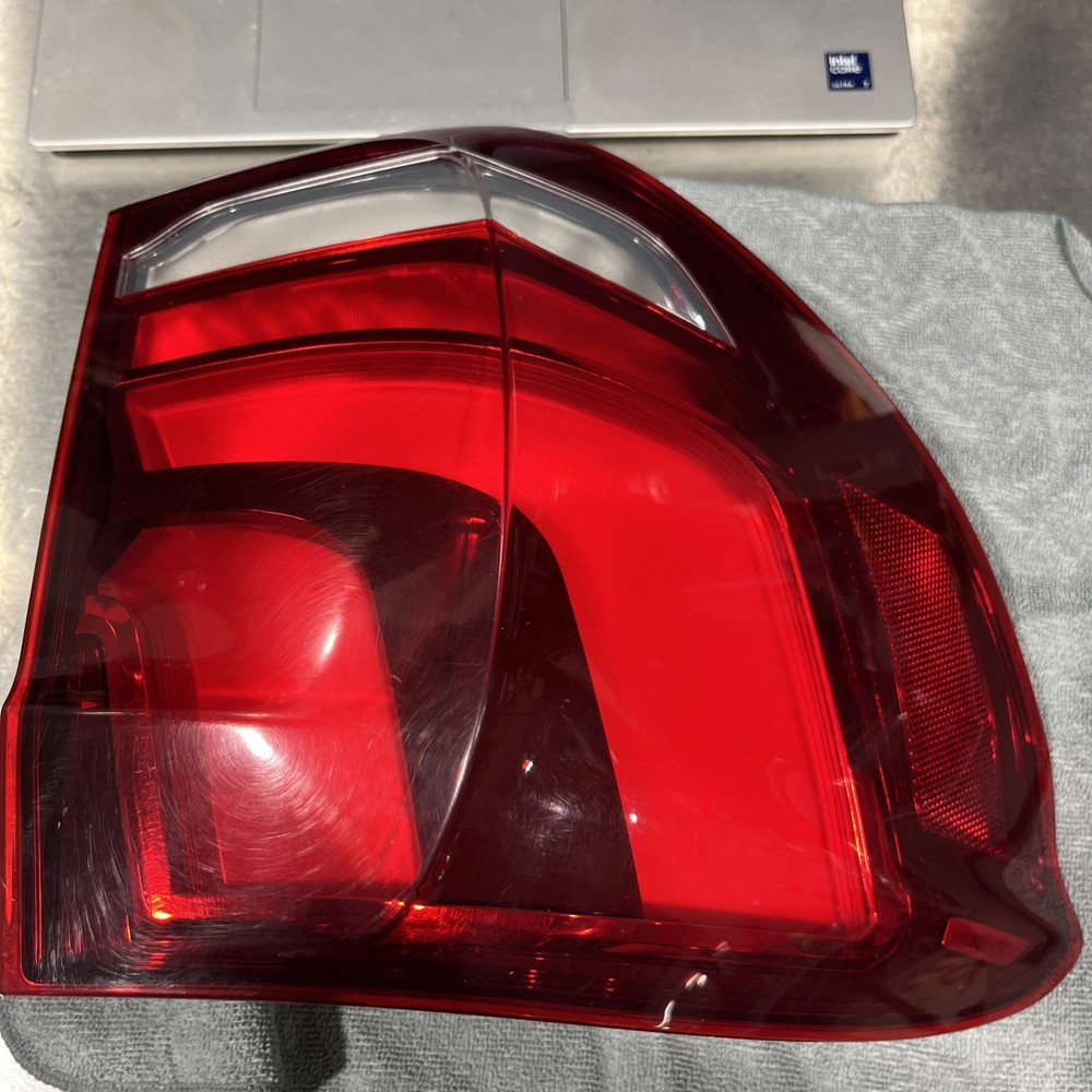 2014-2018 F15 F85 BMW X5 LEFT Driver OEM LED Outer Tail Light Brake Lamp Used