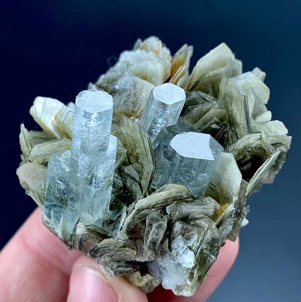 213 Carat Aquamarine Crystal Specimen From Pakistan