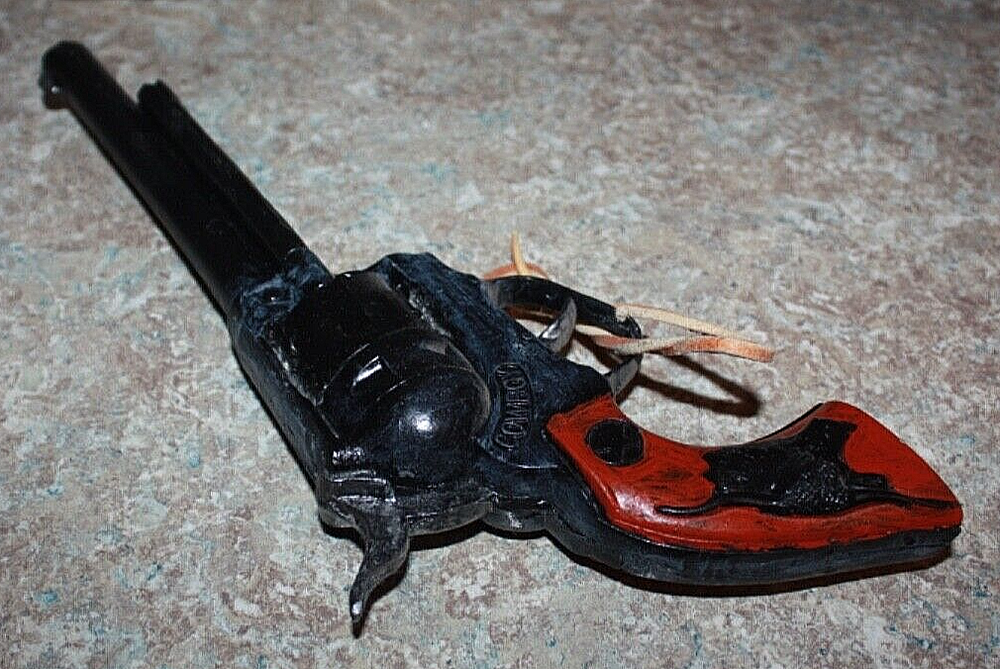 Resin Revolver Wall Décor  Western (Cowboy)Country Home Décor.