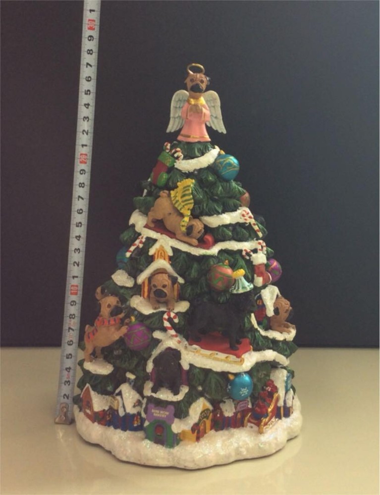 Danbury Mint Pug Christmas Tree End Of Sale Difficult To Obtain Top Is Doll Used