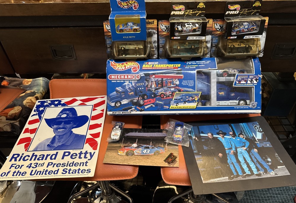 Vintage Richard Petty Hot Wheels Signed Posters & Mechanix Semi