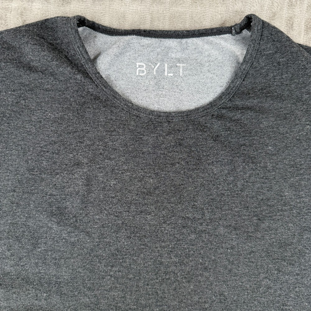 BYLT Shirt Men's Large Gray Drop Cut Lux Performance Stretch Curved Hem Athletic