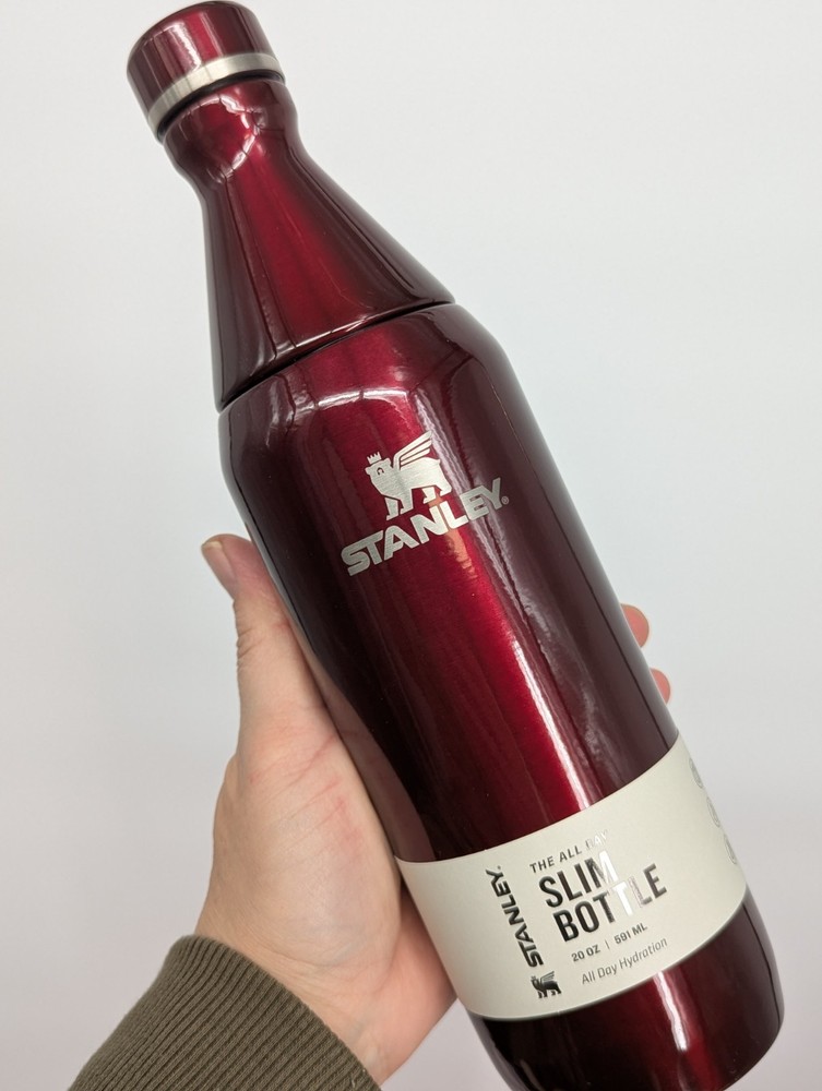 Stanley 20oz All Day Slim Bottle Stainless Steel garnet shine St Valentines gift