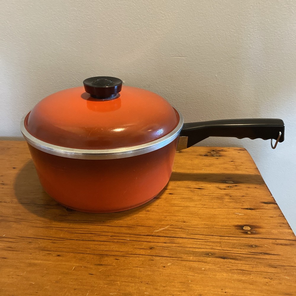 Vintage CLUB Cast Aluminum 3 Qt Red Orange Sauce Pan with Lid