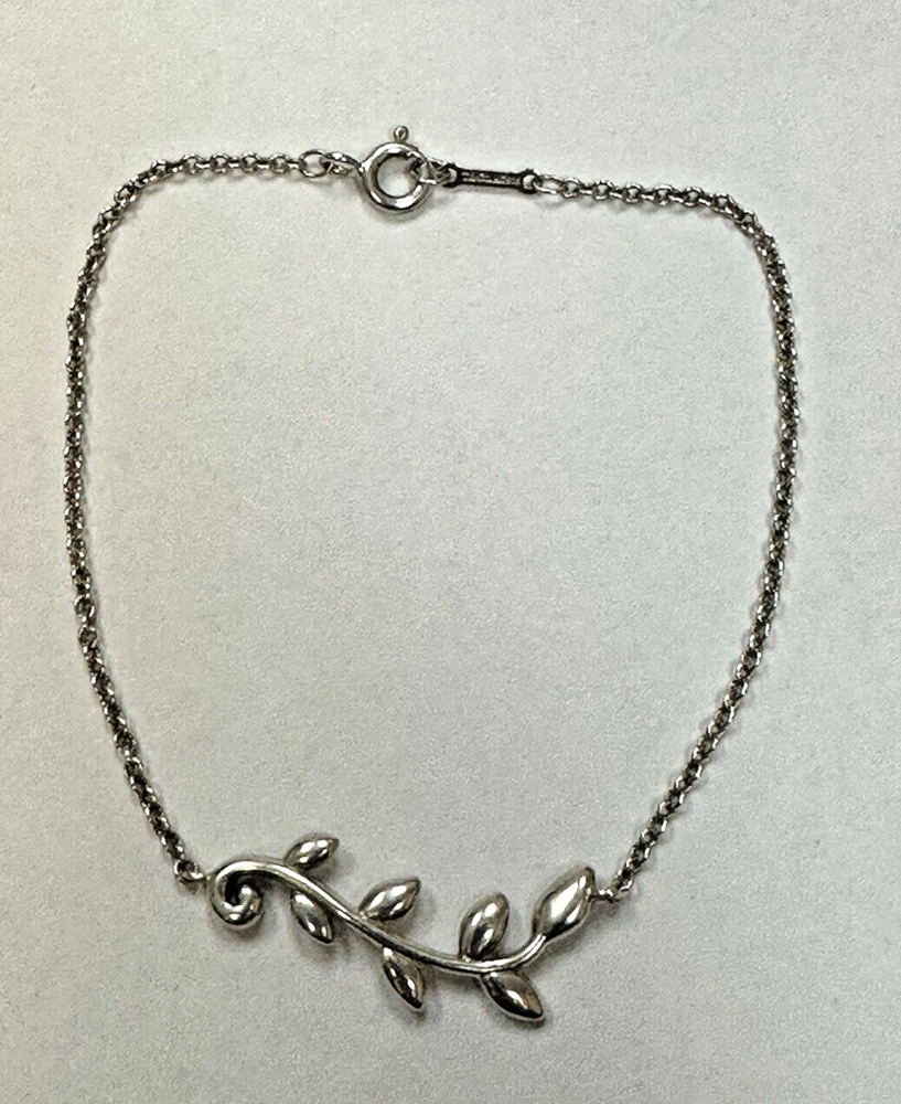 Tiffany & Co Paloma Picasso Sterling Silver Olive Vine Leaf Bracelet 7 Inches