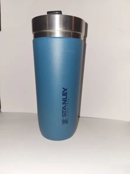 Teal Stanley 24oz Insulated Travel Tumbler Mug 709ml