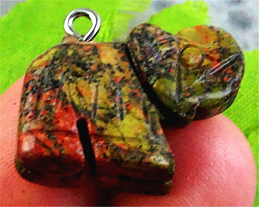JT77630 23x17x10mm Natural Unakite Jasper Carved Elephant Pendant Bead