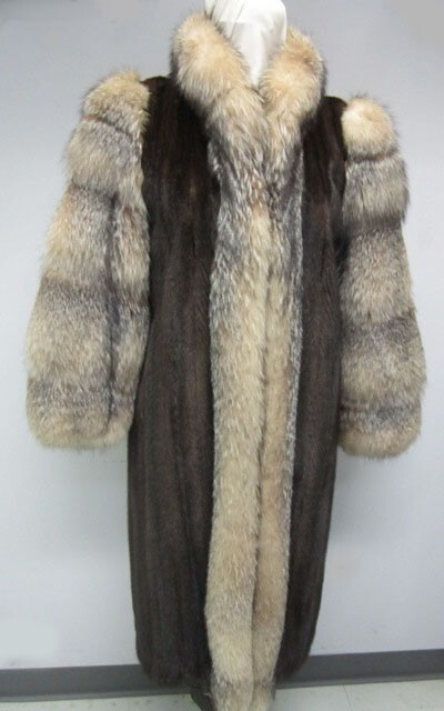 Women's Size 8/10 Mink & Crystal Fox Fur Coat Clearance Sale-image