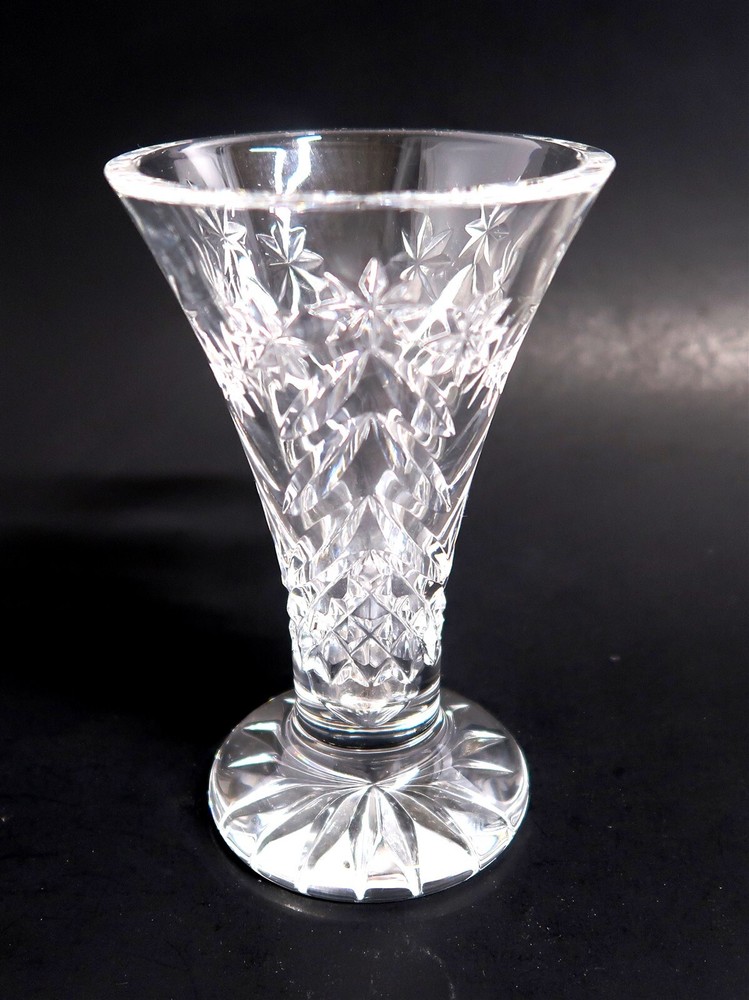 Waterford 5.75 Inch Crystal Vase Happy Holidays Christmas Tree Footed Design