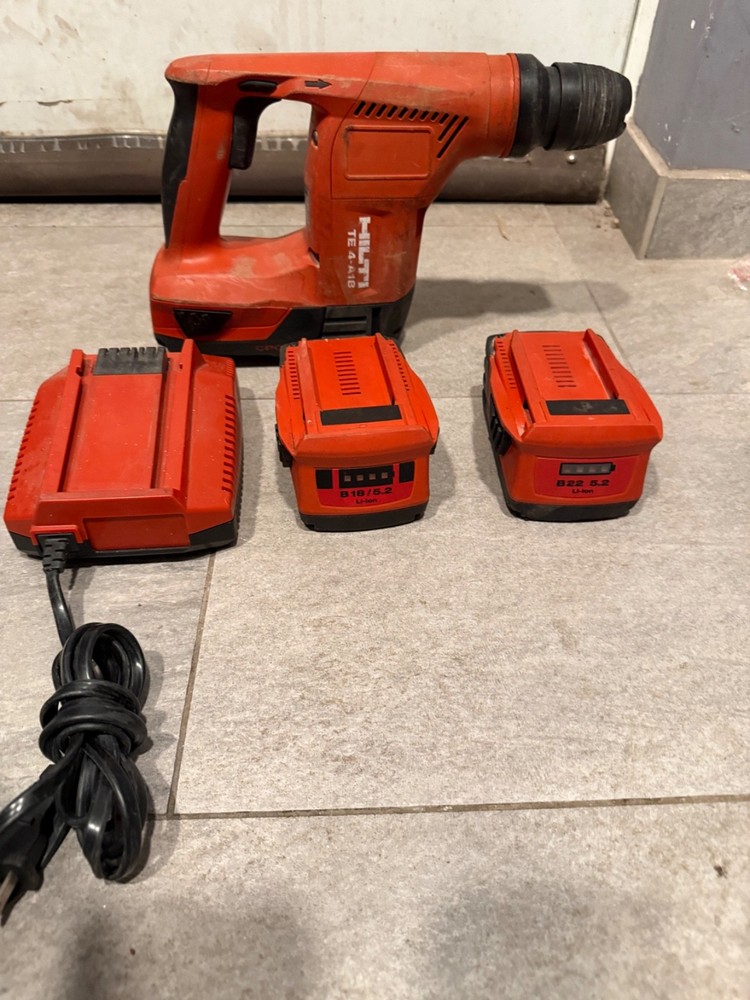 Hilti TE 4-A18 rotary Hammer kit