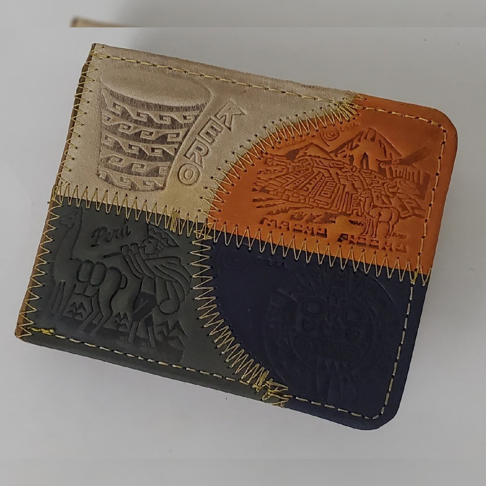 Peru Machu Picchu Embossed Leather Bifold Wallet for Men with ID & Card Slots