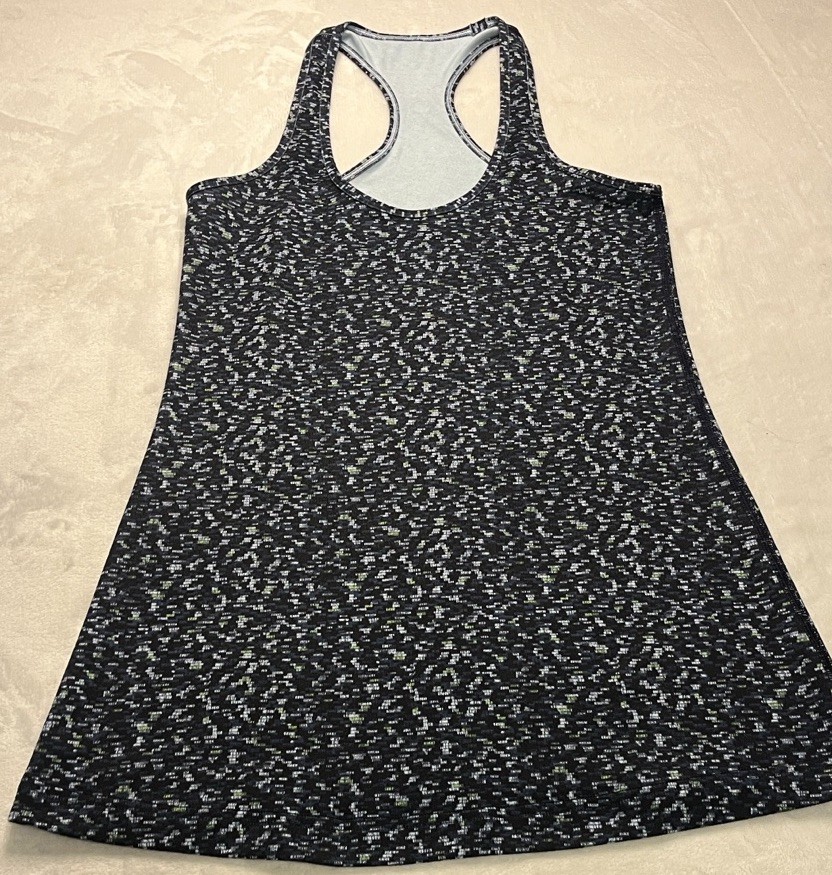 Lululemon Women's Tank Top Athletic Workout Size M