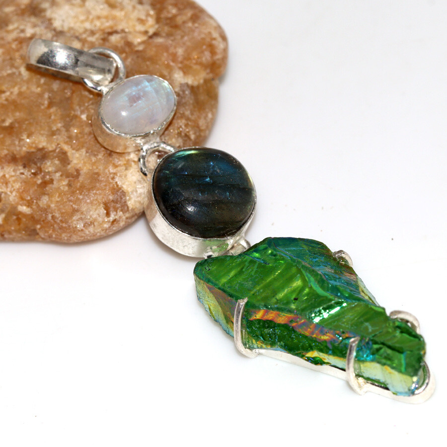 Green Titanium Aura Quartz Fiery Labradorite Long Pendant Size 3.1