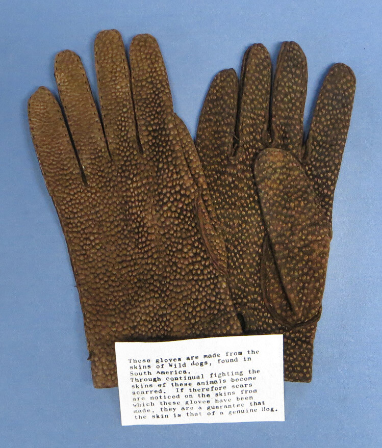 Rare Vintage Pair of Authentic Burberry Hogskin Gloves Size 7 1/2 NWOT