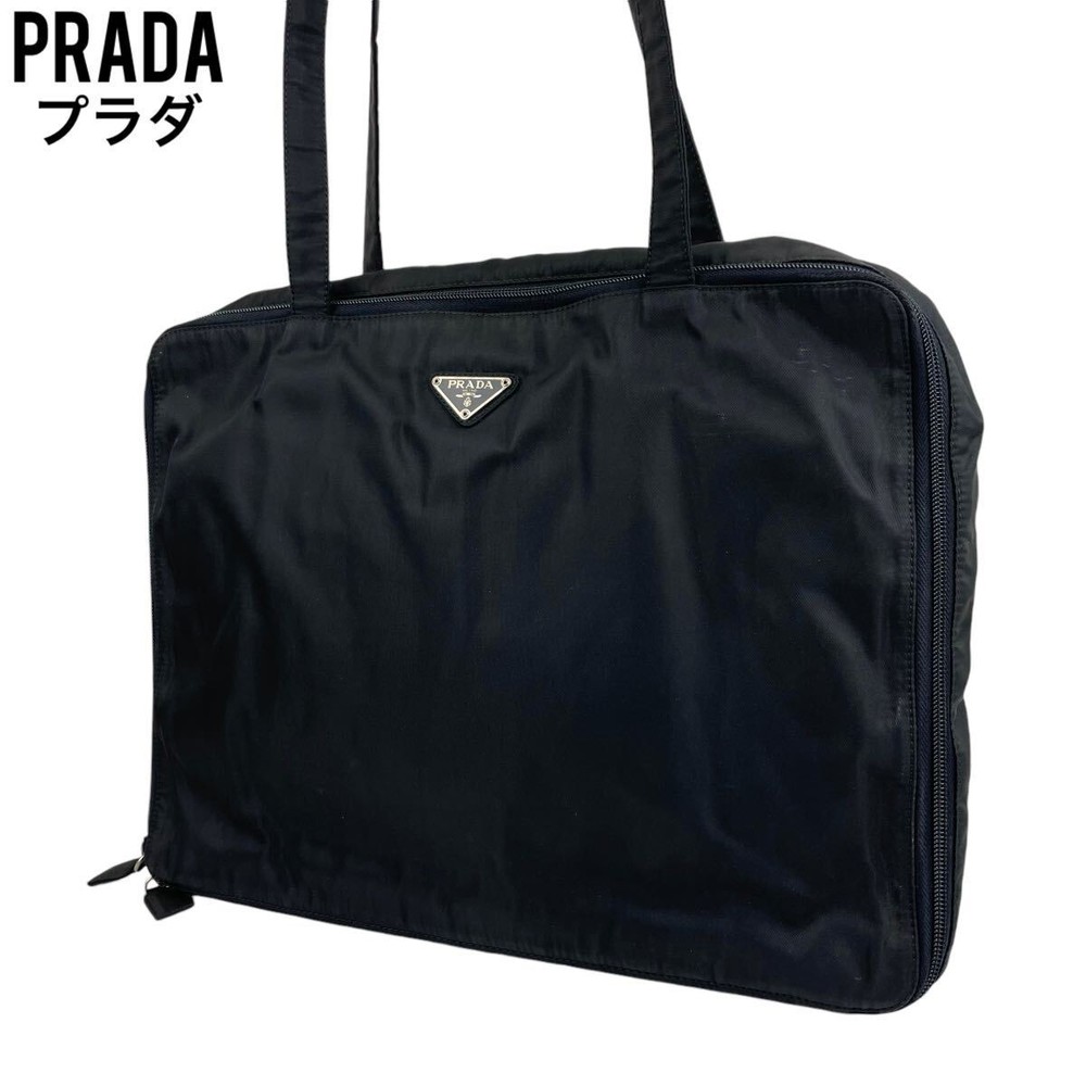 RARE PRADA black nylon business briefcase handbag in excellent condition