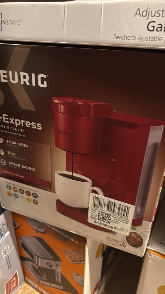 Keurig K-Express Essentials Single Serve Coffee Maker Brewer Color Red