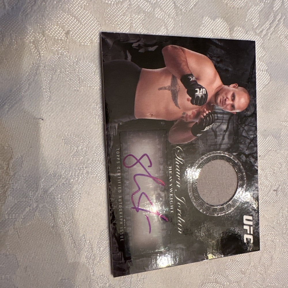 2014 Topps UFC Bloodlines Shawn Jordan Autograph Relic #BAR-SJ 175 AU MEM