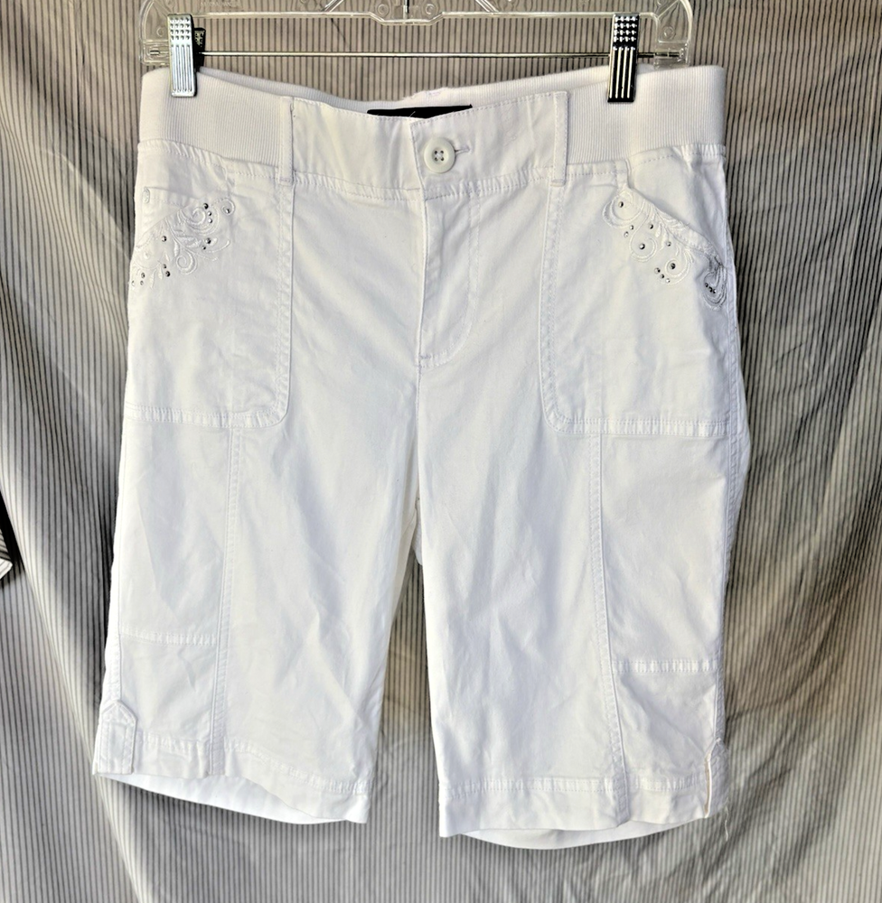 Women’s Gloria Vanderbilt Shorts size 8