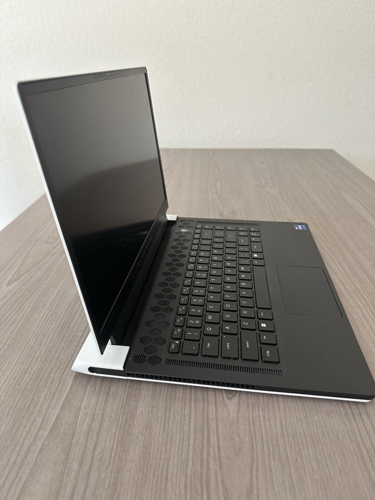 Dell Alienware Laptop Gaming 12 Gen +,i9-12900H 2.5Gtz, with 32GB RAM, 1TB SSD