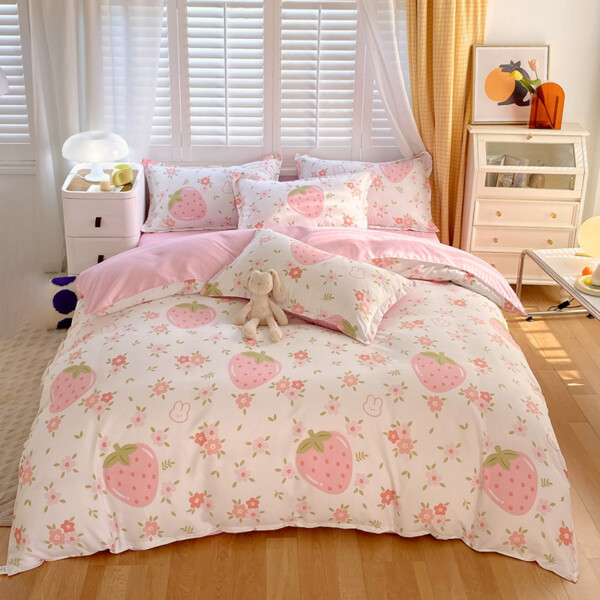 White Pink Strawberry Queen Duvet Cover Set with Comforter Bedding