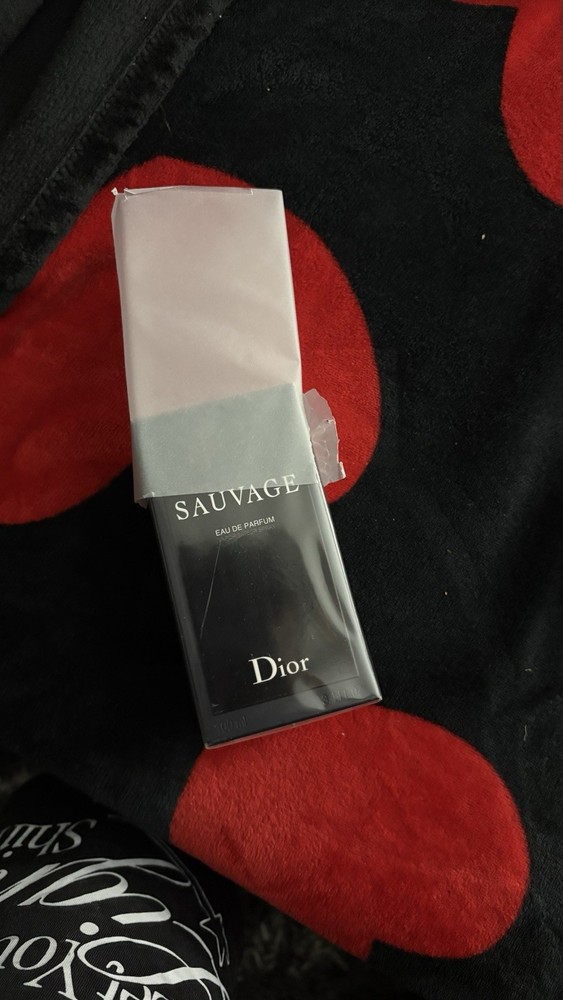 Dior Sauvage Eau de Parfum 100 ml Spray Regular Size Men's Fragrance