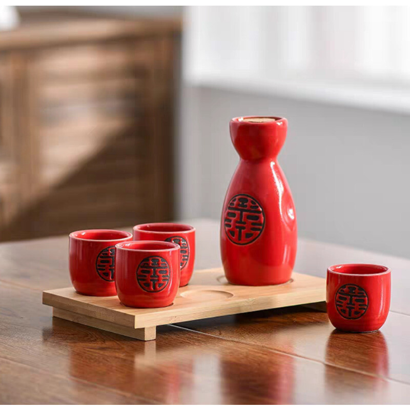 Glazed Ceramic 4 Pcs Japanese Sake Set In Gift Box