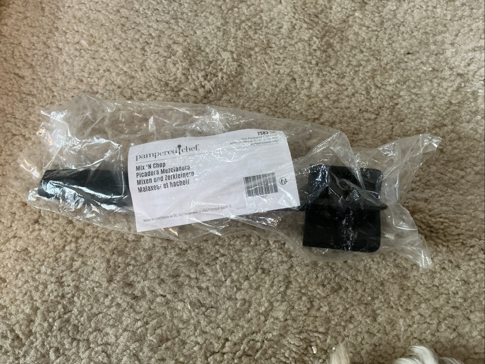 Pampered Chef Mix N Chop (2583)