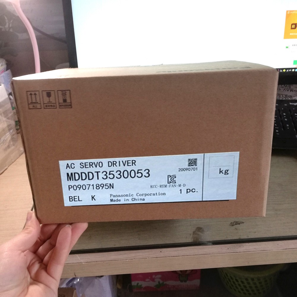 1PC New   AC Servo Driver MDDDT3530053 In Box #F8