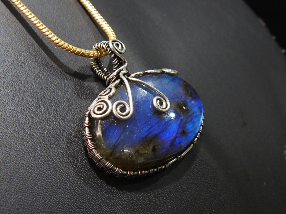 Labradorite Brass Pendant Silver Oxidised Polished Wire deigning Jewelry