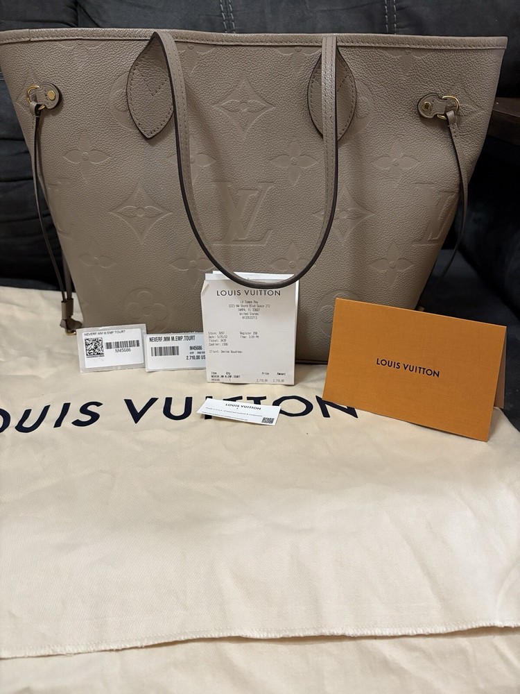 Louis Vuitton Neverfull Mm. Handbag. Tote. GREAT CONDITION. 2700 Retail Price