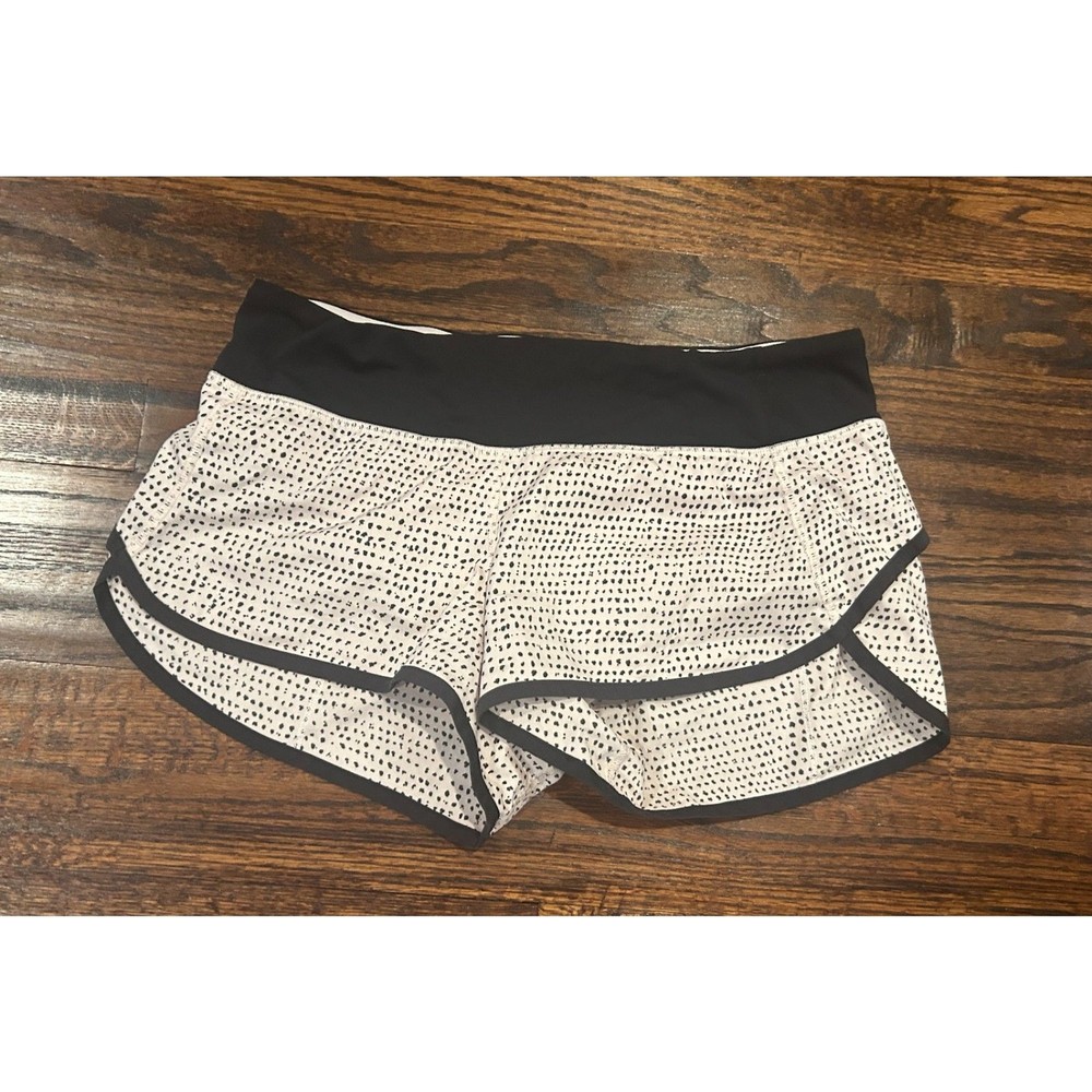 Lululemon Womens Light Pink Black Speed Up Shorts Size 6 2.5 Inch Inseam