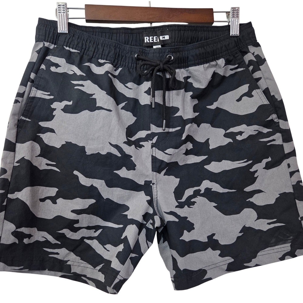 RVCA Gray & Black Camo Swim Truck Board Shorts Mens size Medium