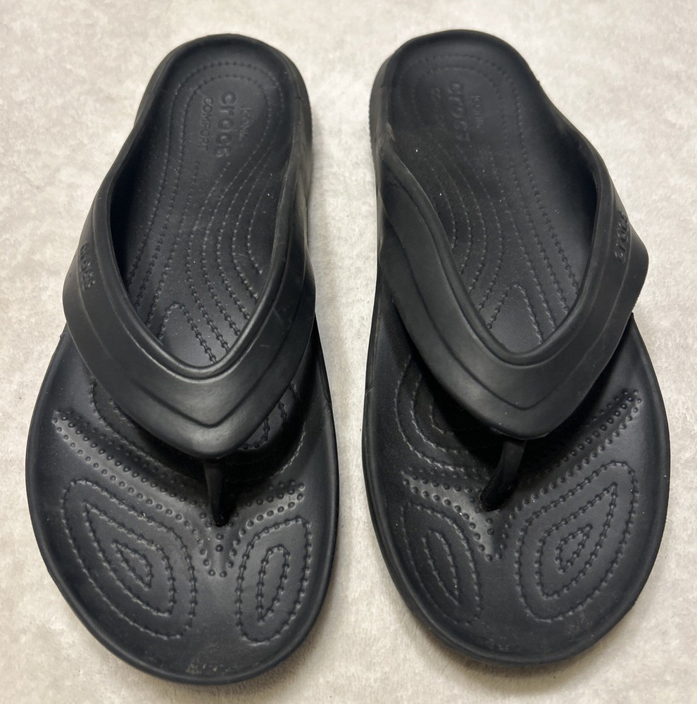 Crocs Flip Flops Men’s Size 11 Black Iconic Comfort Slides Thong Sandals