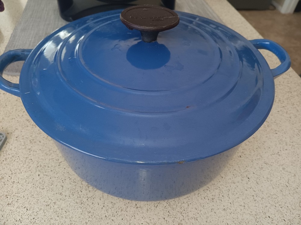Vintage Le Creuset France E 4.5 Qt Blue Enameled Ribbed Dutch Oven Pot