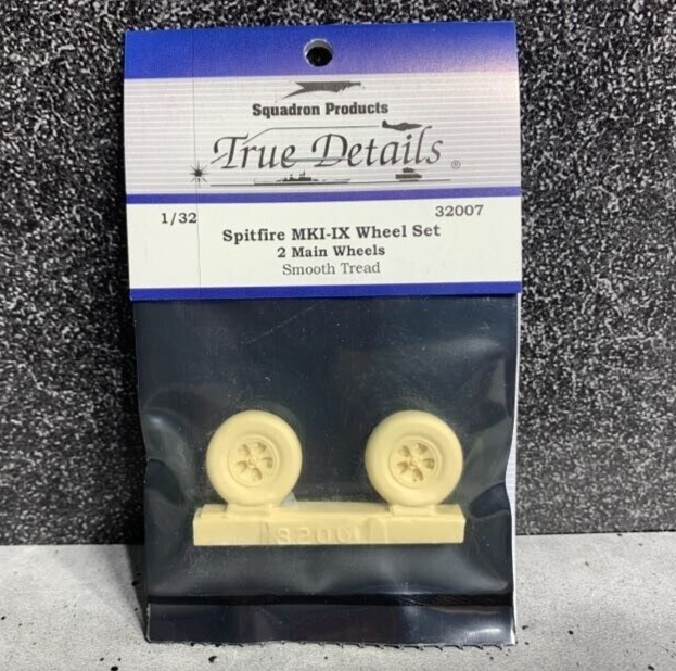 True Details 1/32 Spitfire MKI-IX Smooth Tread Wheels 2 Main USA Made