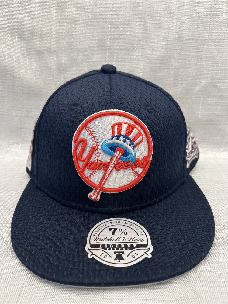 Mitchell & Ness MLB New York Yankees Logo Blue Cooperstown Fitted Hat 7 3/8 New
