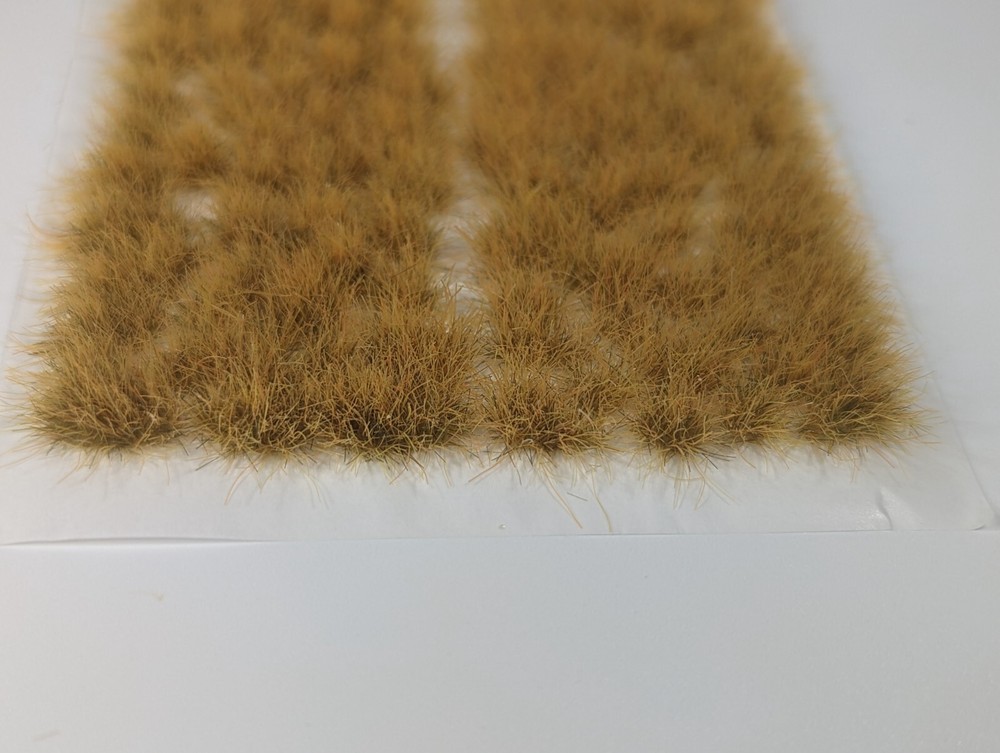 Self Adhesive Static Grass Tufts- Miniature Scenery/Terrain- Savanna Green- 8mm