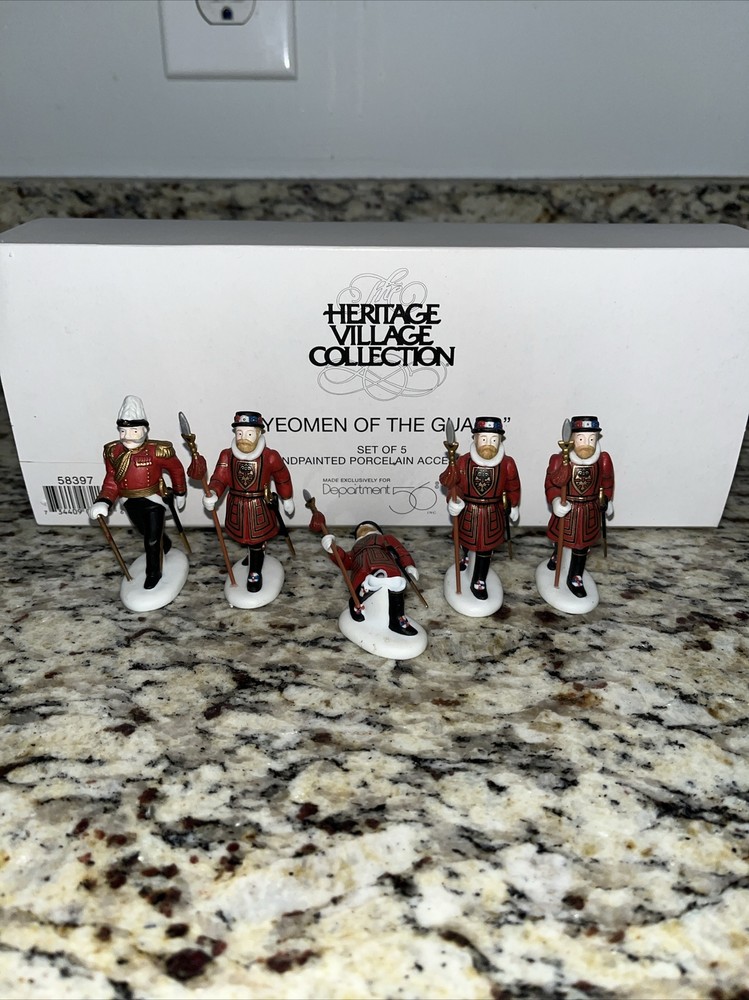 Department 56 Heritage Village: 