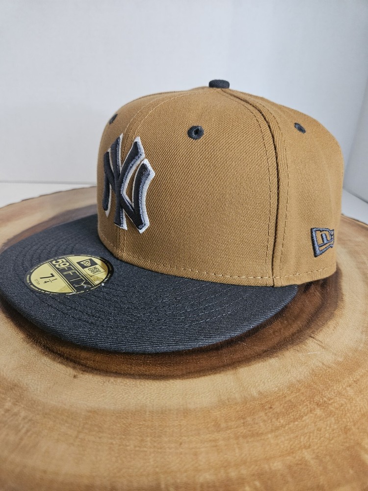 Vintage New York Yankees New Era 59Fifty Fitted Cap Size 7 1/2 Cocoa Black MLB Baseball Hat