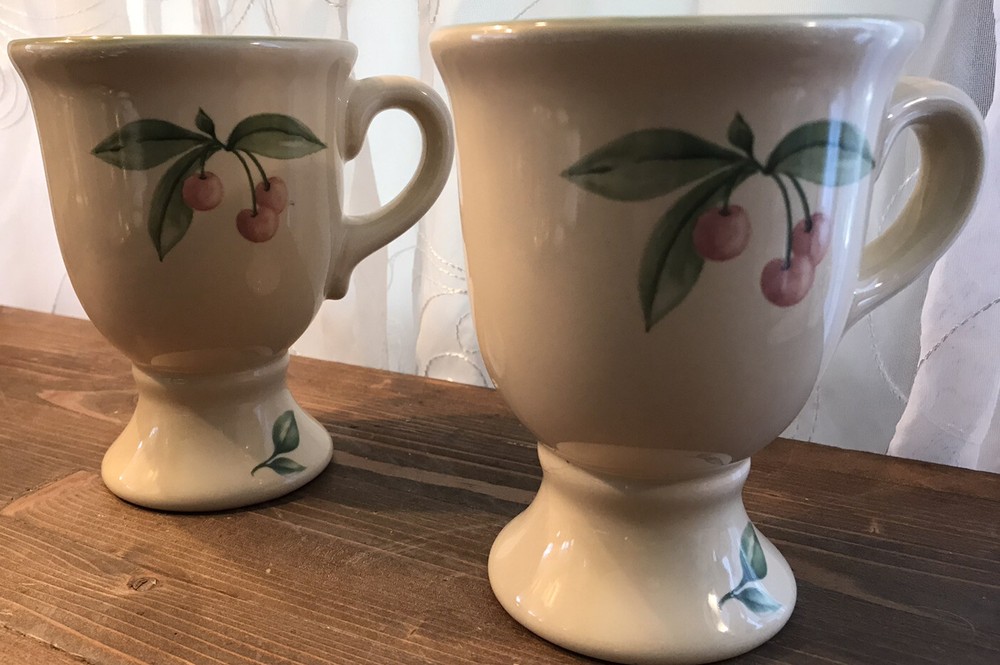 Set of 2 Pfaltzgraff Garden Party Garden Impressions Pedestal Mugs Cherries