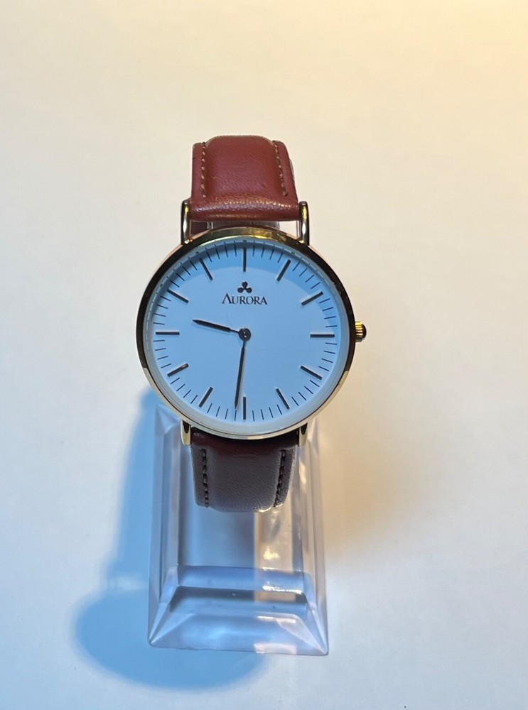 Women’s Aurora Watch White Dial Gold Bezel New Battery