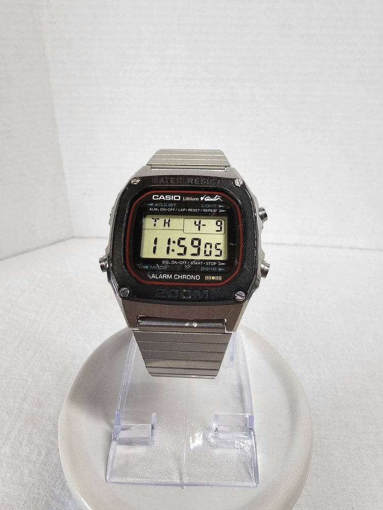 Vintage Casio DW1000 Divers 200m Water Resistant 1982 Watch All Works Great