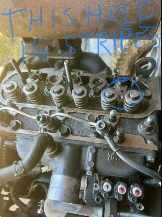 Used Kubota ZD28 Cylinder Head with Valves, Springs & Full Gasket Kit for D1105 Engine