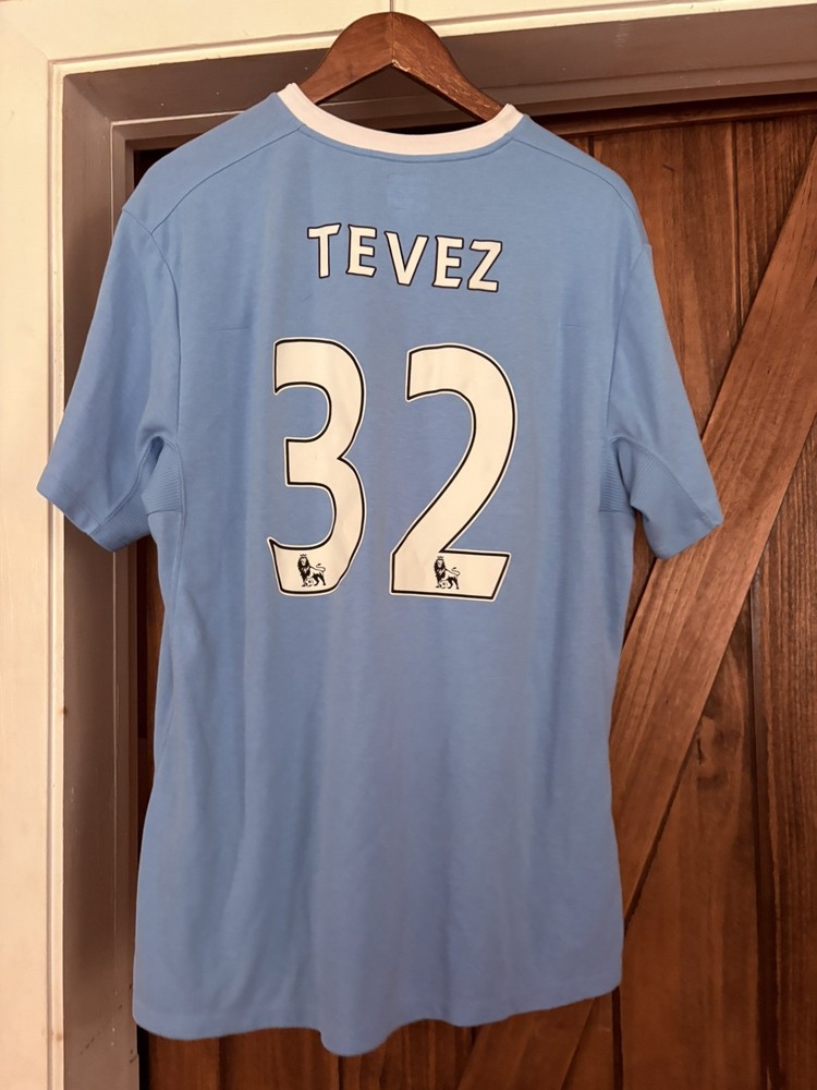 2010/11 TEVEZ #32 Manchester City Vintage Umbro Home Football Shirt 46