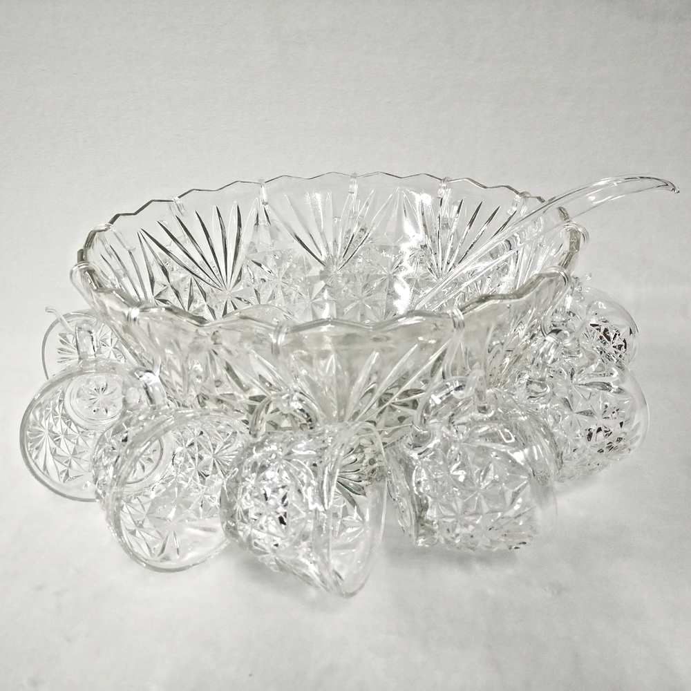 Vintage 1970s Anchor Hocking 26-Piece Arlington Punch Bowl Set with Original Box