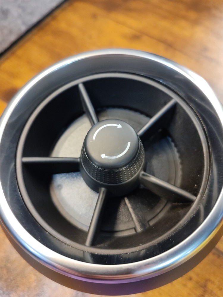 2019-2023 CHEVROLET BLAZER DASHBOARD DASH CENTER RIGHT AIR VENT GRILL GRILLE OEM