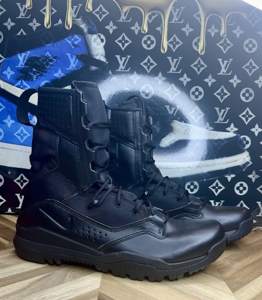 Nike SFS Tactical Boots in Black Size 12.5 - A07507-001