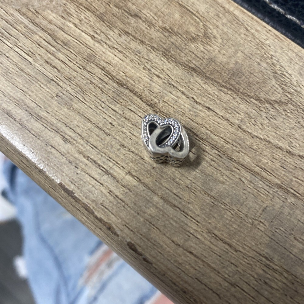 Authentic Pandora Charm ENTWINED HEARTS 791880CZ Bead