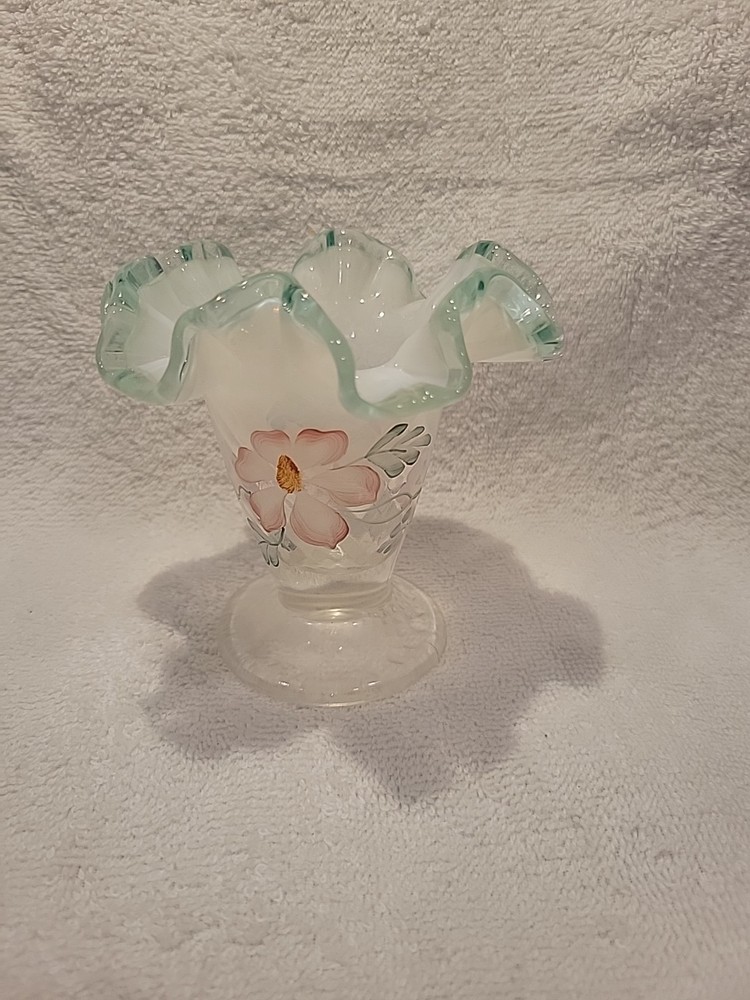 Fenton Meadow Beauty 4 Inch Opalescent Green Swirl Vase Ruffled Rim