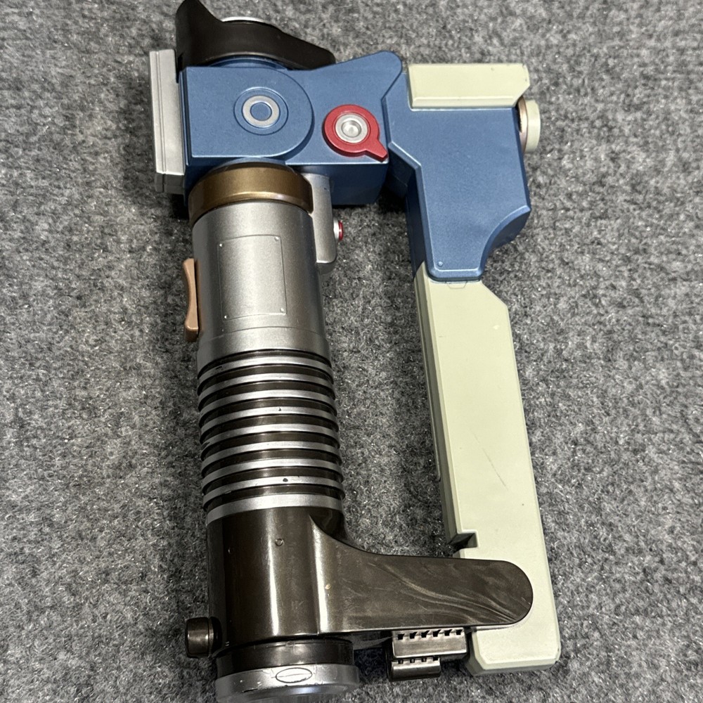 Star Wars Rebels Ezra Bridger Lightsaber Blaster Lucasfilm 2014 Hasbro Tested